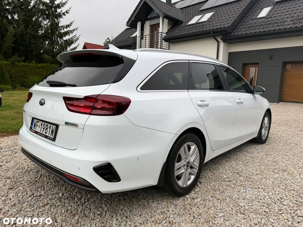 Kia Ceed 1.6 CRDi mHEV L - 4