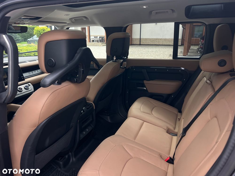 Land Rover Defender 3.0 P400 mHEV S - 17