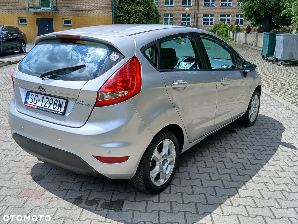 Ford Fiesta 1.25 Silver X (Ambiente) - 17