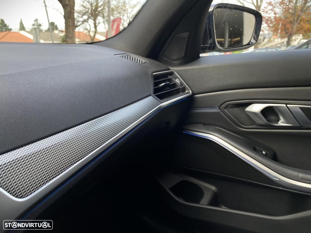 BMW 330 e Pack M Auto - 28