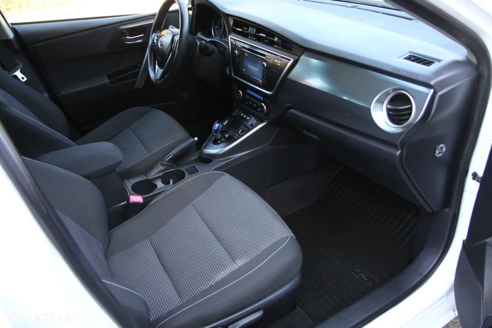 Toyota Auris - 8