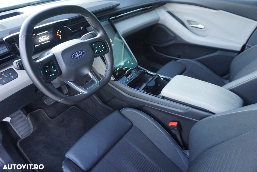 Ford Explorer AWD 79 kWh Extended Range Premium - 6