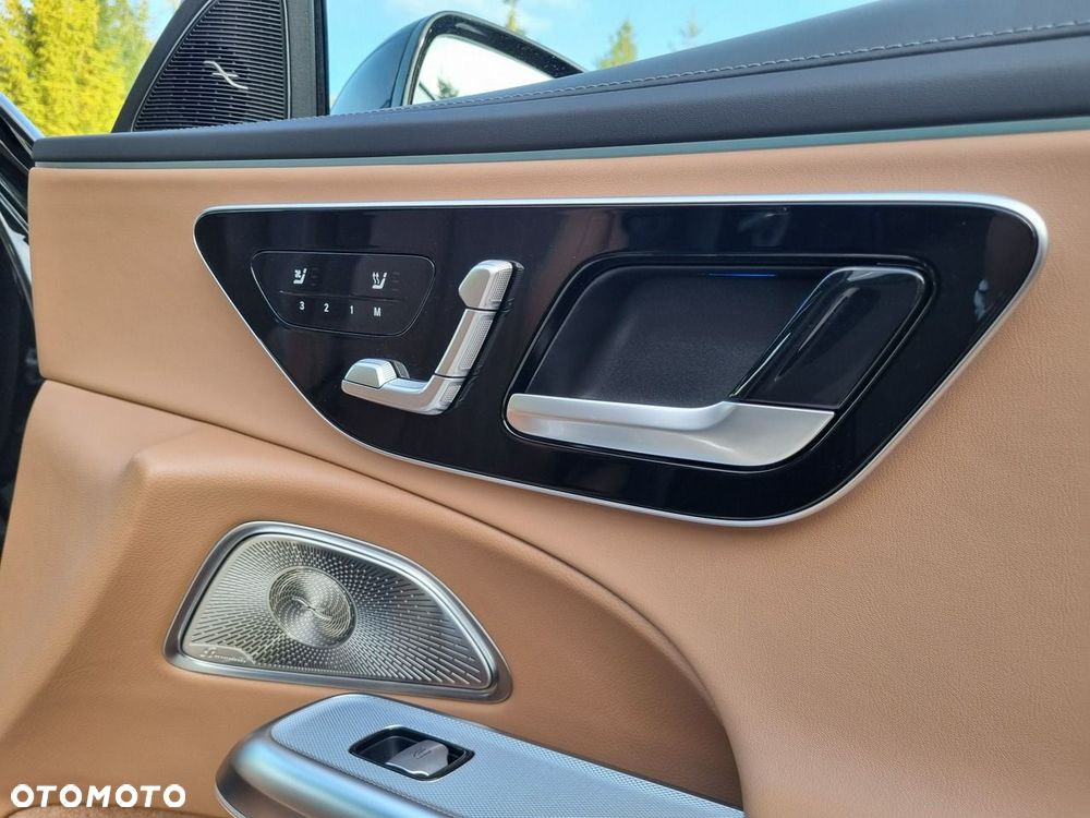 Mercedes-Benz Klasa E 220 d mHEV Exclusive 9G-Tronic - 29