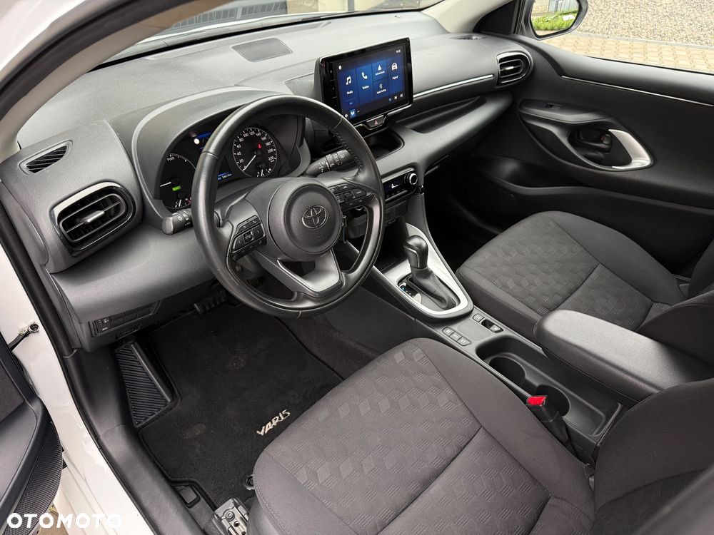 Toyota Yaris 2024 photo 5