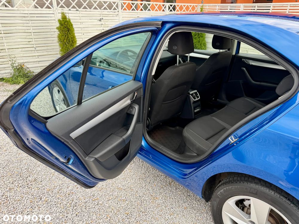Skoda Octavia 1.5 TSI ACT Style DSG - 34