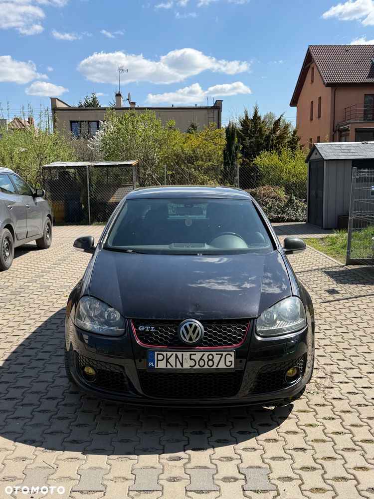 Volkswagen Golf - 2