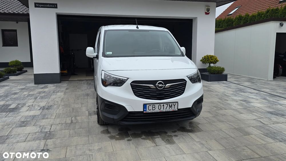 Opel COMBO - 12