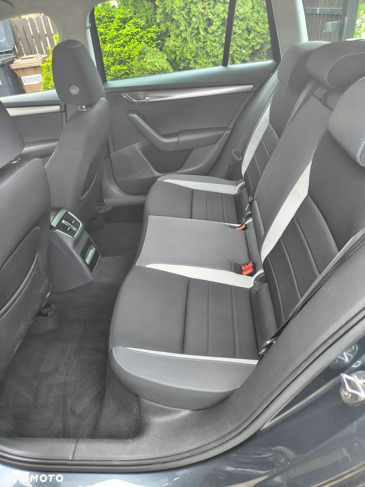 Skoda Octavia - 8