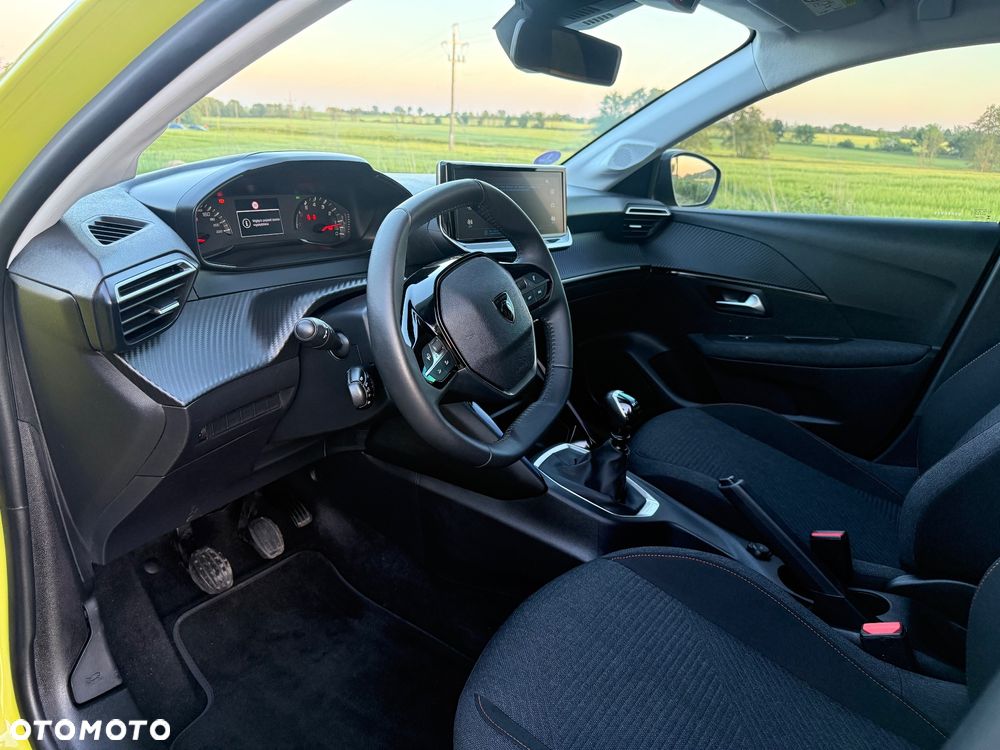 Peugeot 208 1.2 PureTech Active Pack S&S - 17