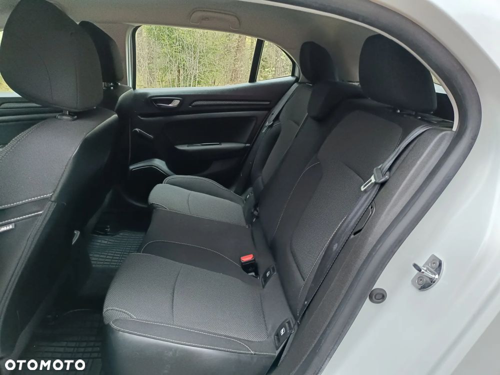 Renault Megane 1.6 SCe Life - 12