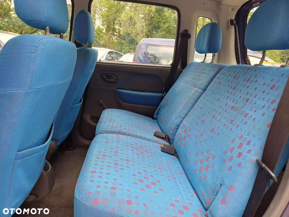 Opel Agila - 8