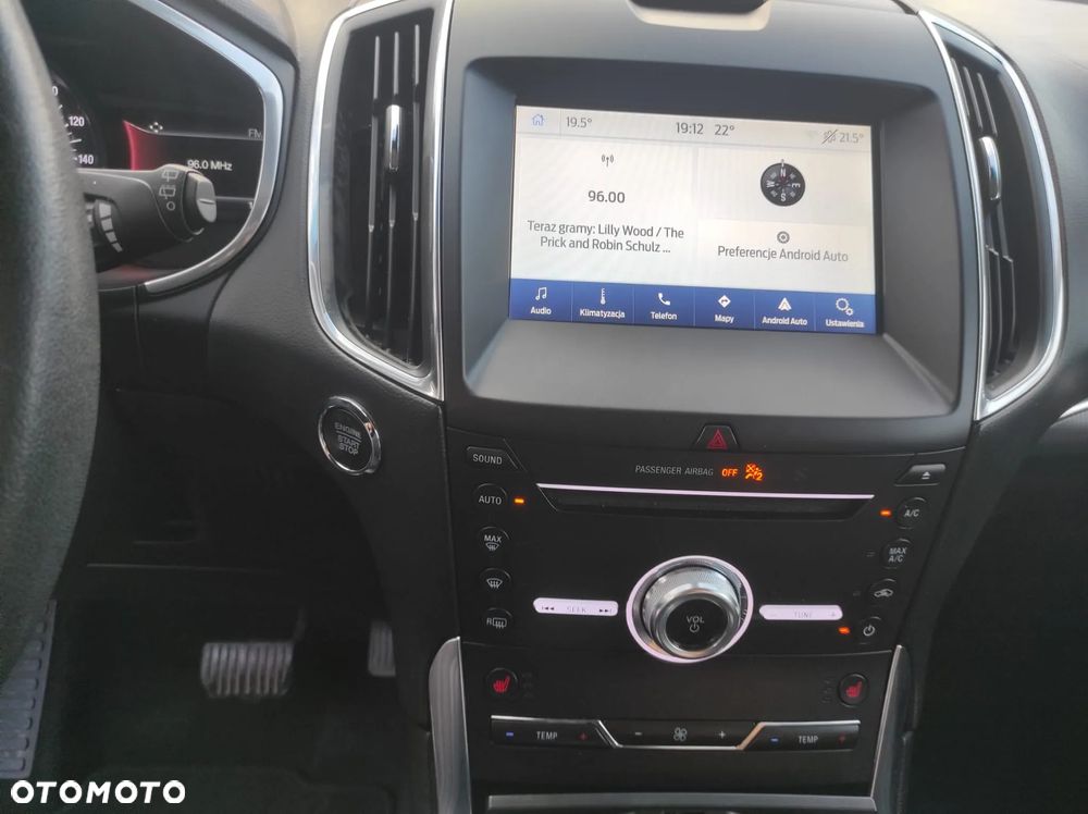 Ford Edge - 12