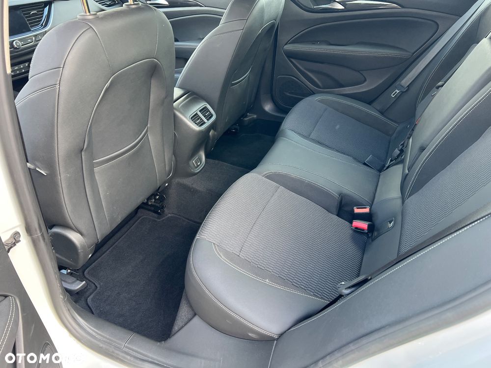 Opel Insignia 2.0 CDTI Business Elegance S&S - 13