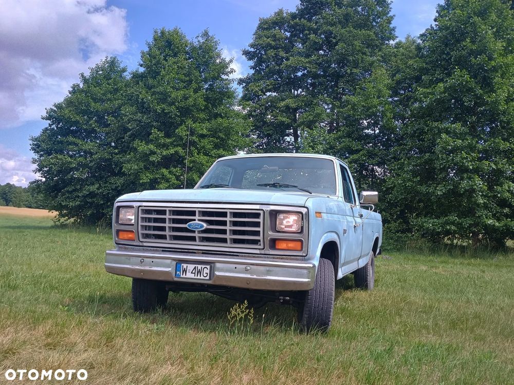 Ford F150 - 4
