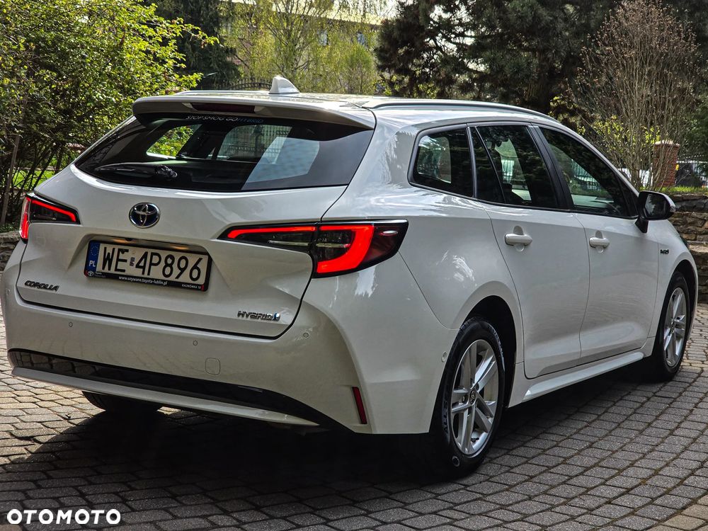 Toyota Corolla 1.8 Hybrid Comfort - 10