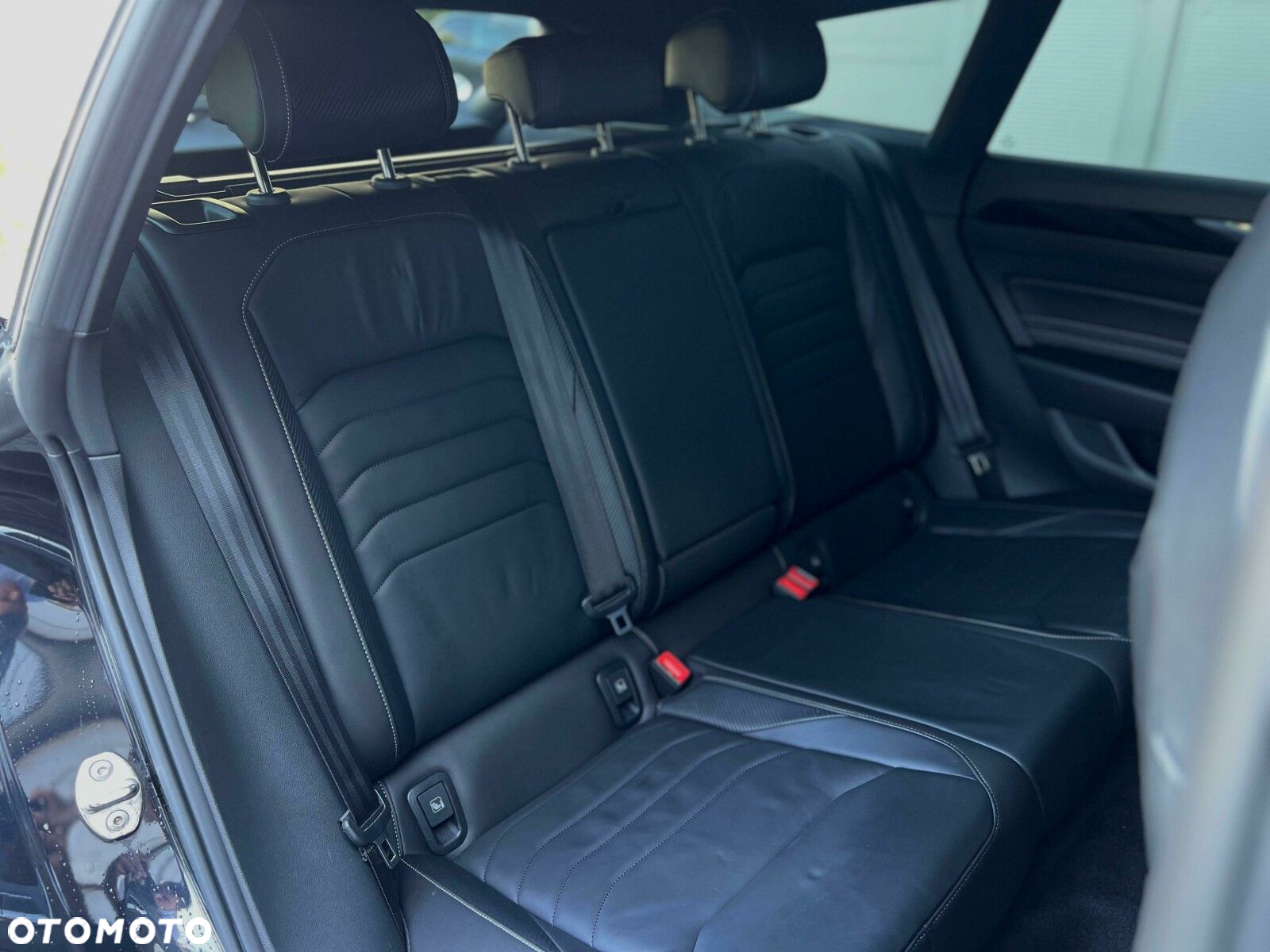 Volkswagen Arteon 2.0 TSI R-Line DSG - 20