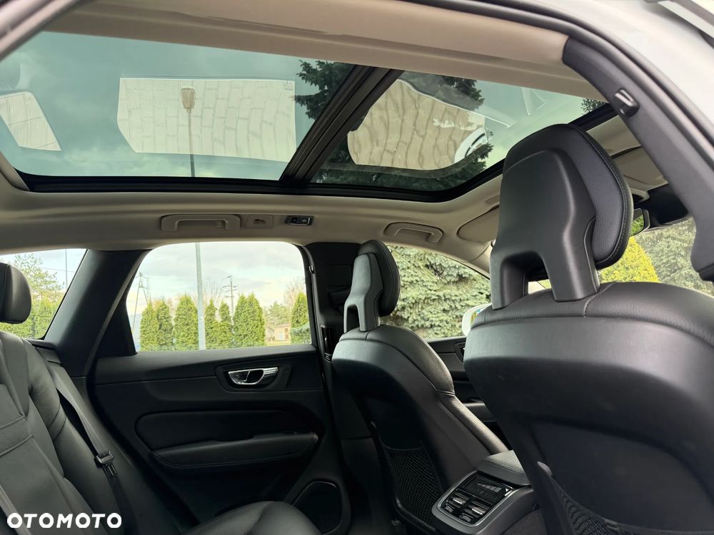 Volvo XC 60 D4 AWD Inscription - 18