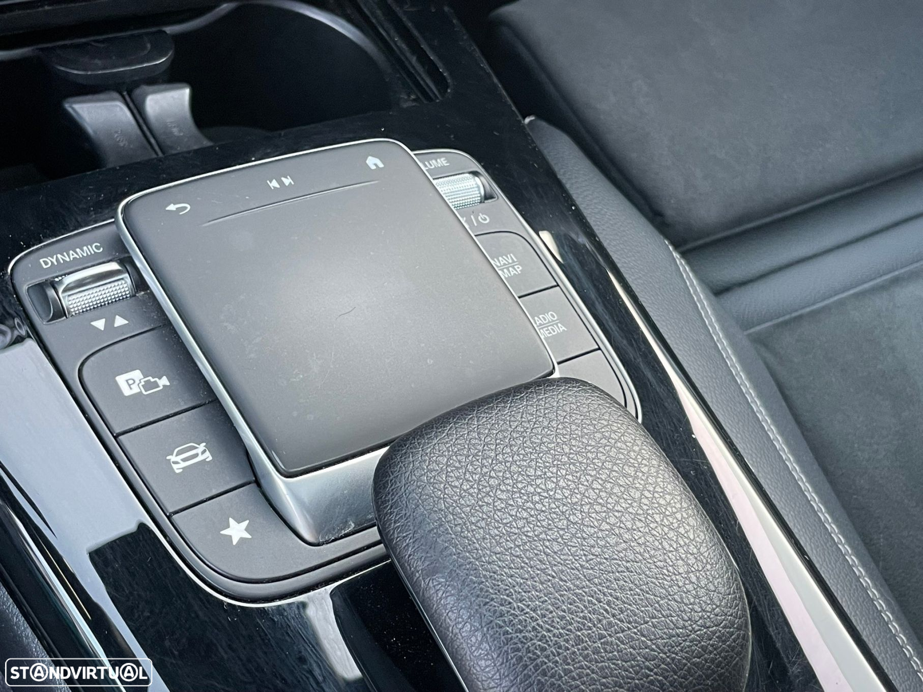 Mercedes-Benz CLA 250 - 41