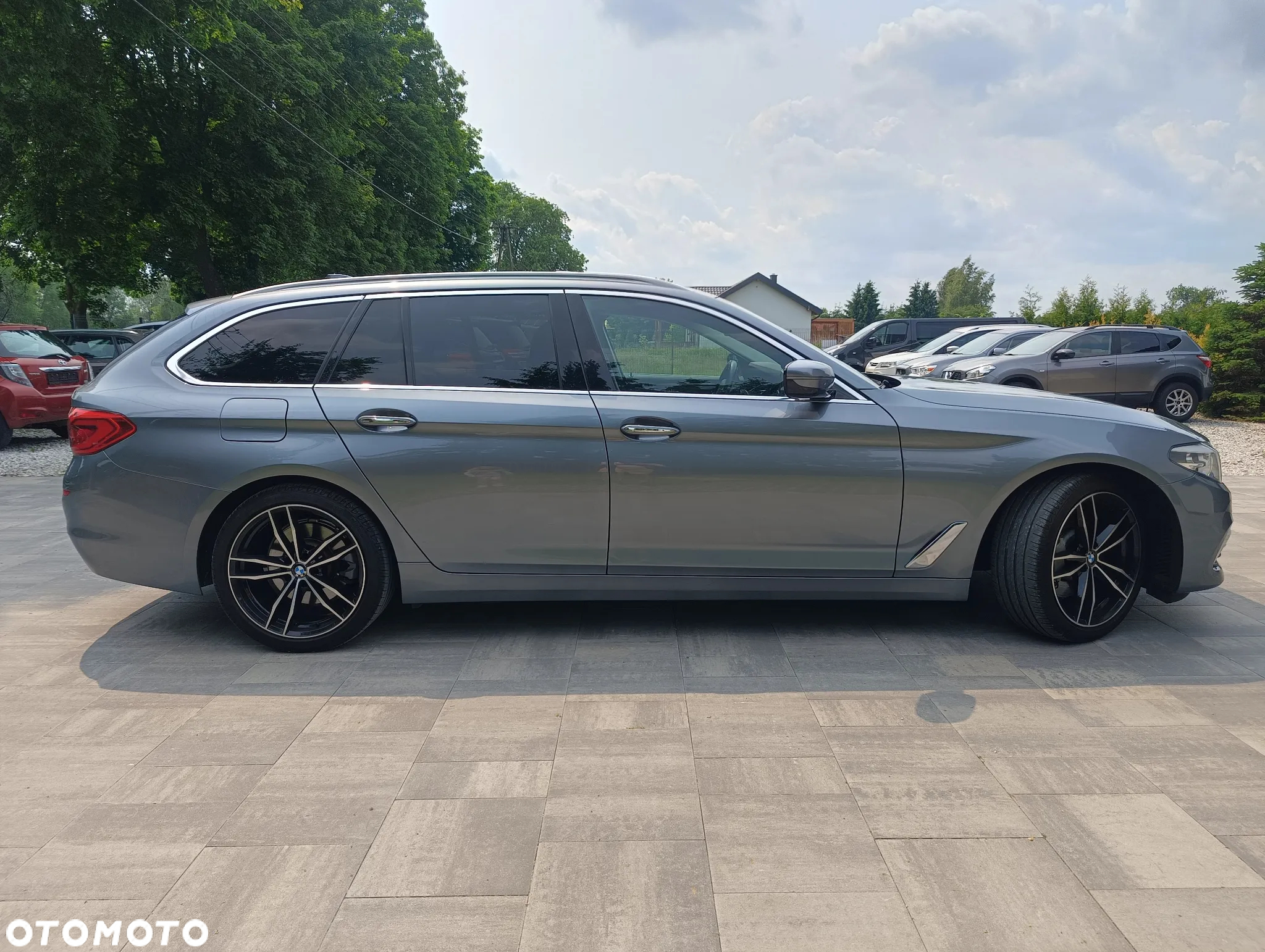 BMW Seria 5 525d Touring Luxury Line - 25