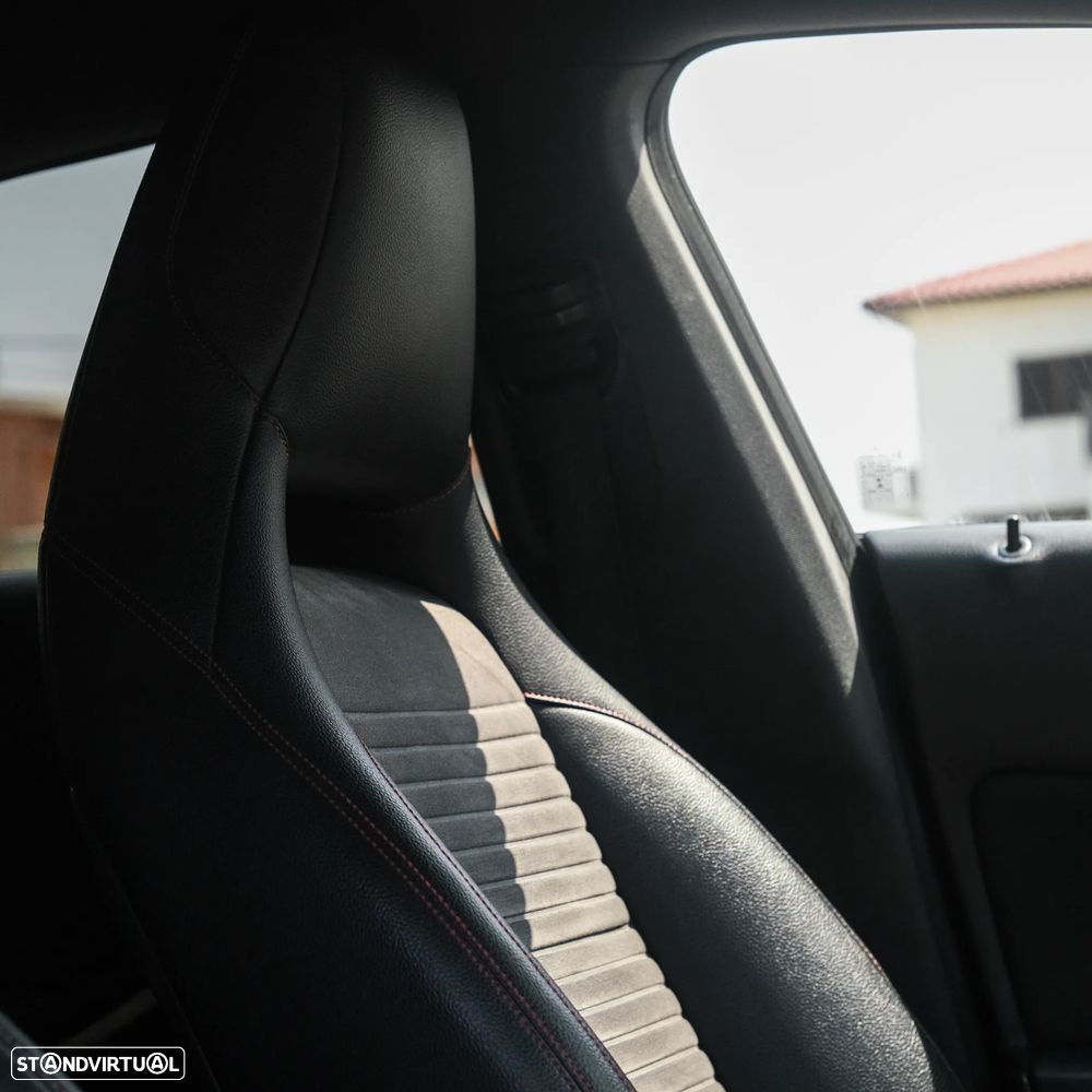 Mercedes-Benz CLA 180 d Shooting Brake AMG Line - 36