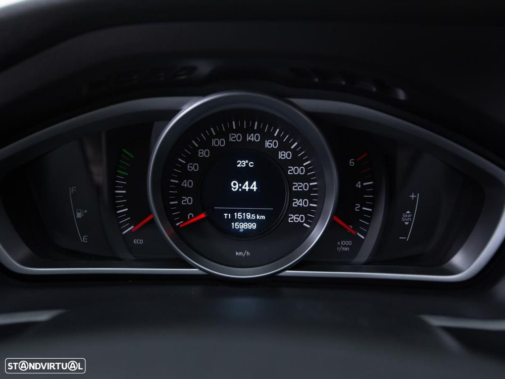 Volvo V40 - 17