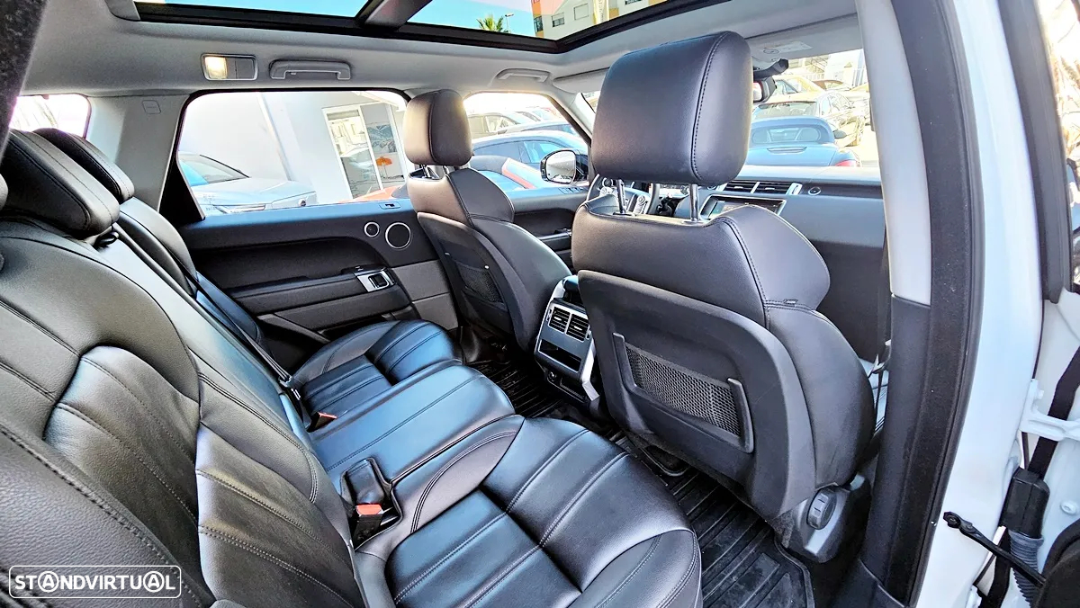 Land Rover Range Rover Sport 3.0 TDV6 HSE - 30