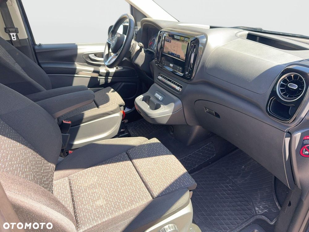 Mercedes-Benz Vito - 25