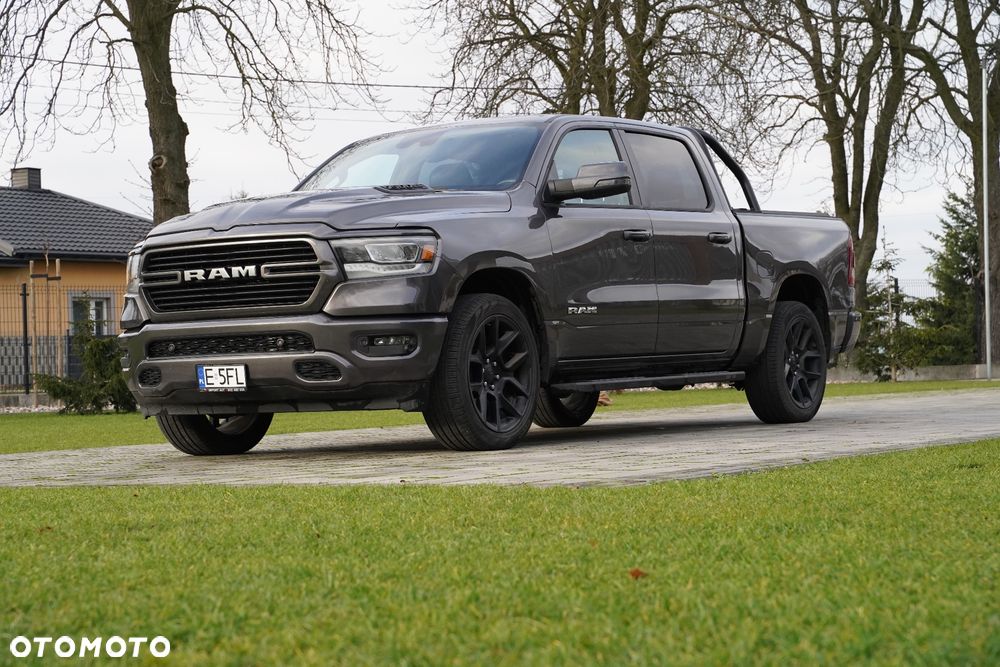 RAM 1500 Crew Cab Laramie - 10