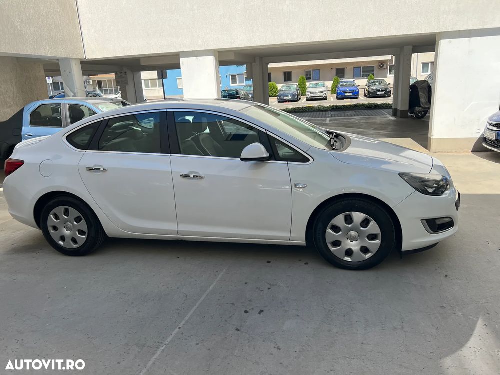 Opel Astra 1.7 CDTI ECOTEC Active - 4