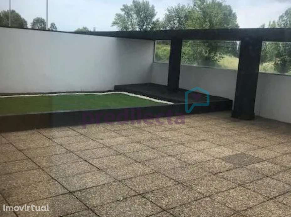 REF3224 -  T1 c/terraço  ao Hosp. S. João - Grande imagem: 2/13