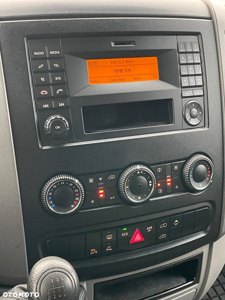 Mercedes-Benz Spriter - 10