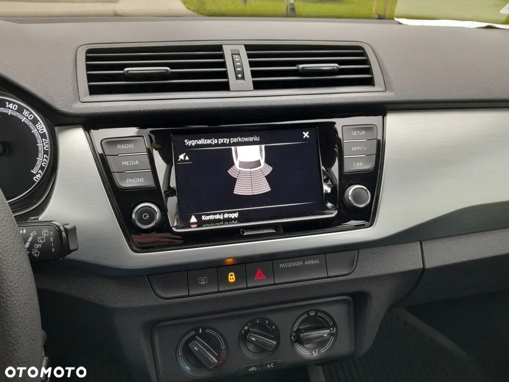 Skoda Fabia 1.0 TSI Ambition - 6