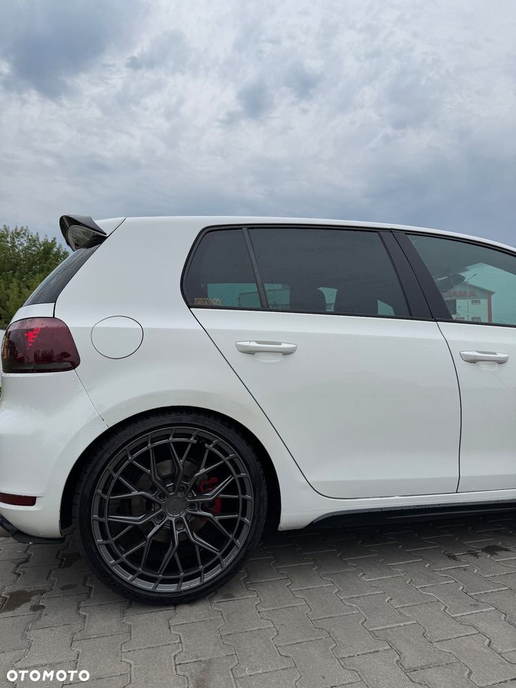 Volkswagen Golf 2.0 TSI GTI - 10