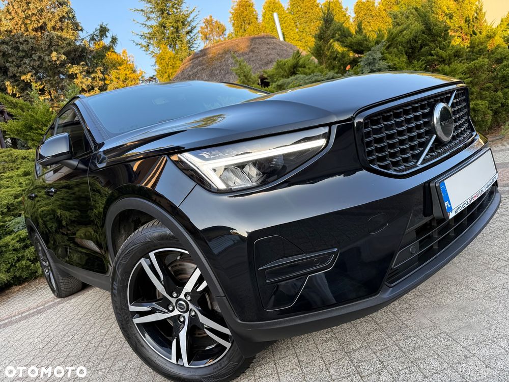 Volvo XC 40 B4 B DKG Plus Black Edition - 3