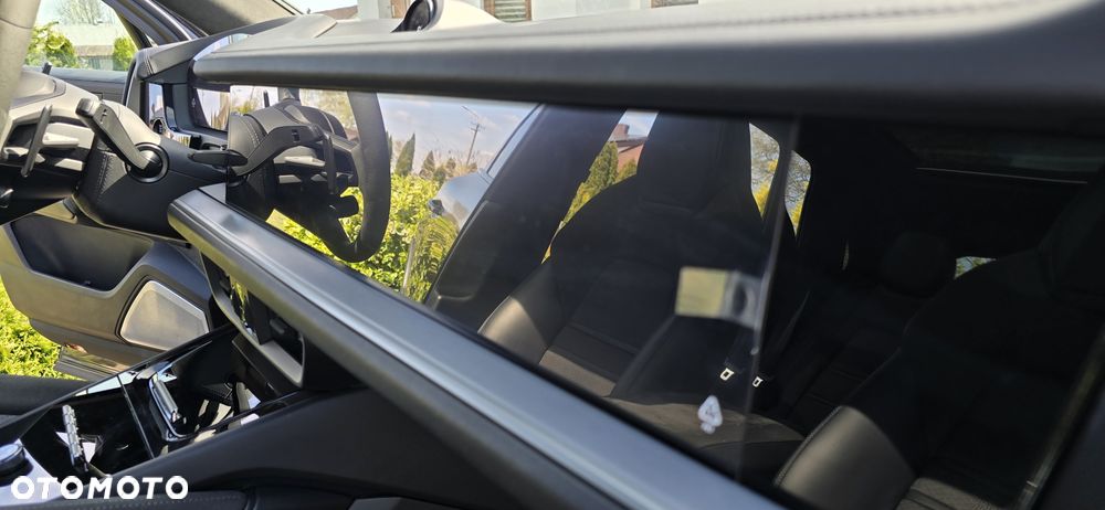 Porsche Cayenne - 21