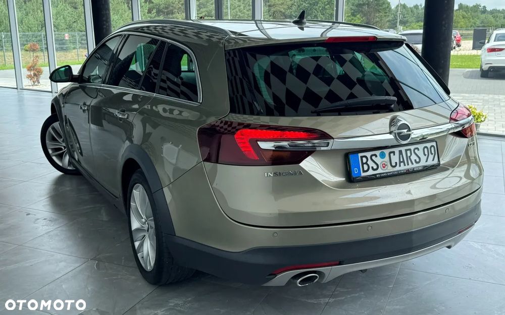 Opel Insignia - 17