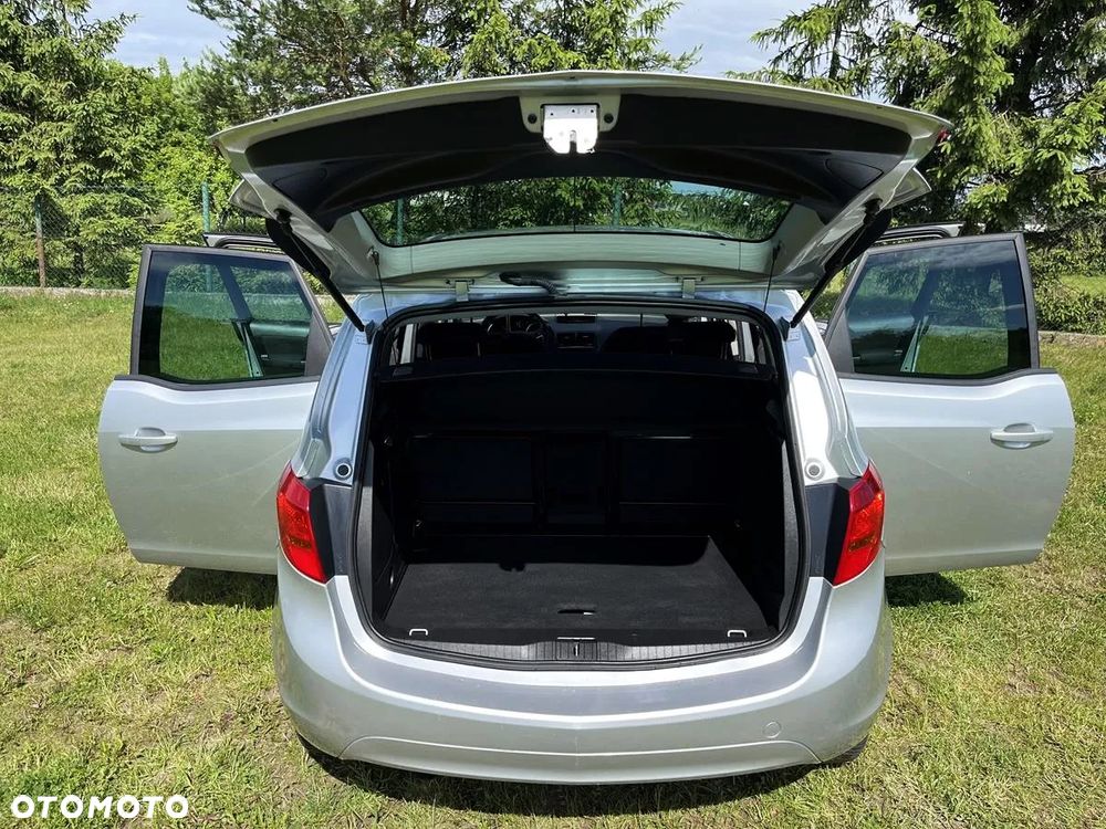 Opel Meriva - 10