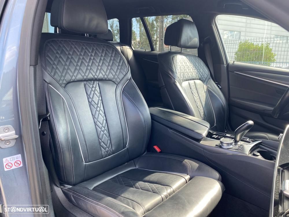 BMW 530 e Pack Desportivo M - 9