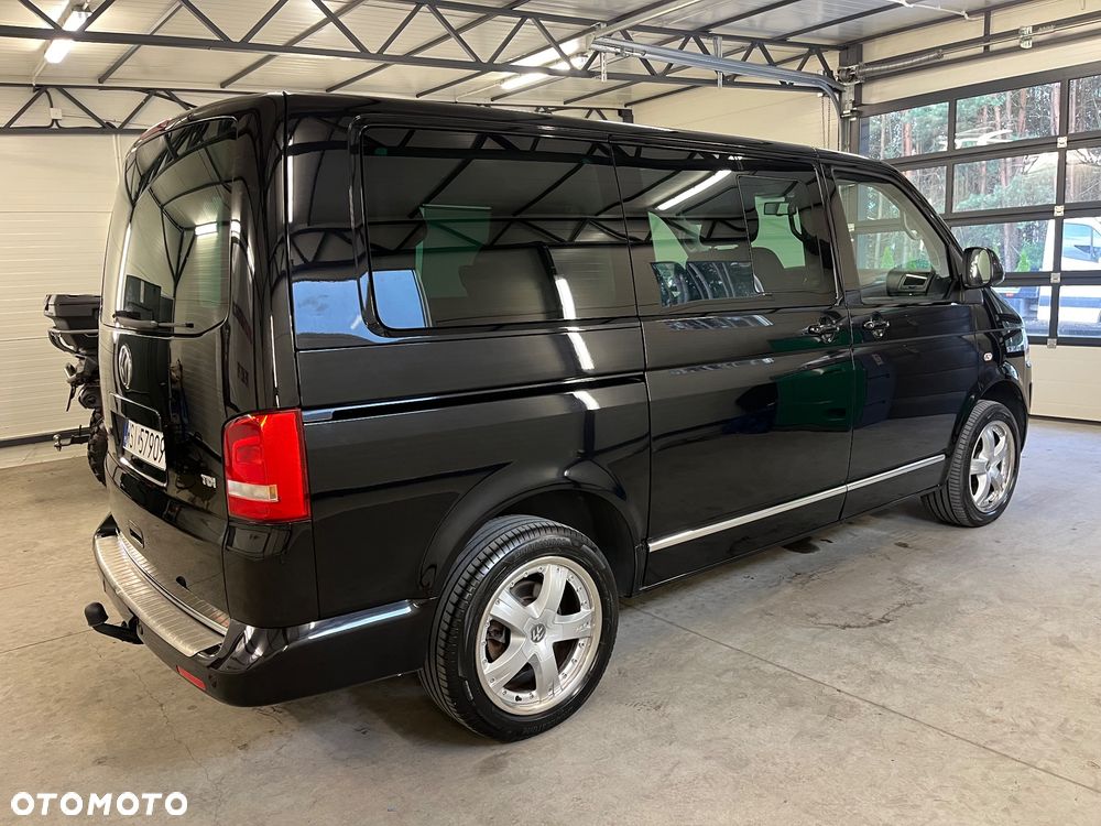 Volkswagen Multivan - 9