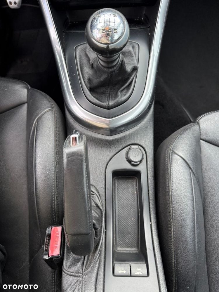 Peugeot 308 CC - 17