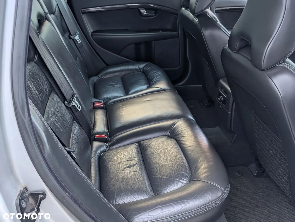 Volvo XC 70 D5 AWD Momentum - 20