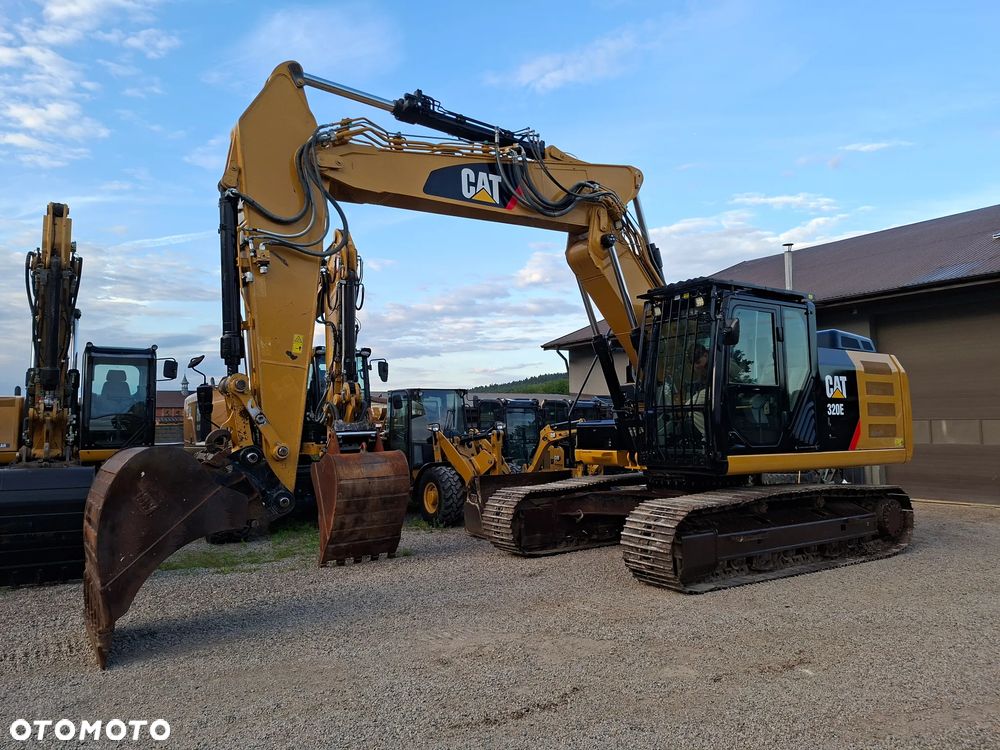 Caterpillar CAT 320 EL - 1