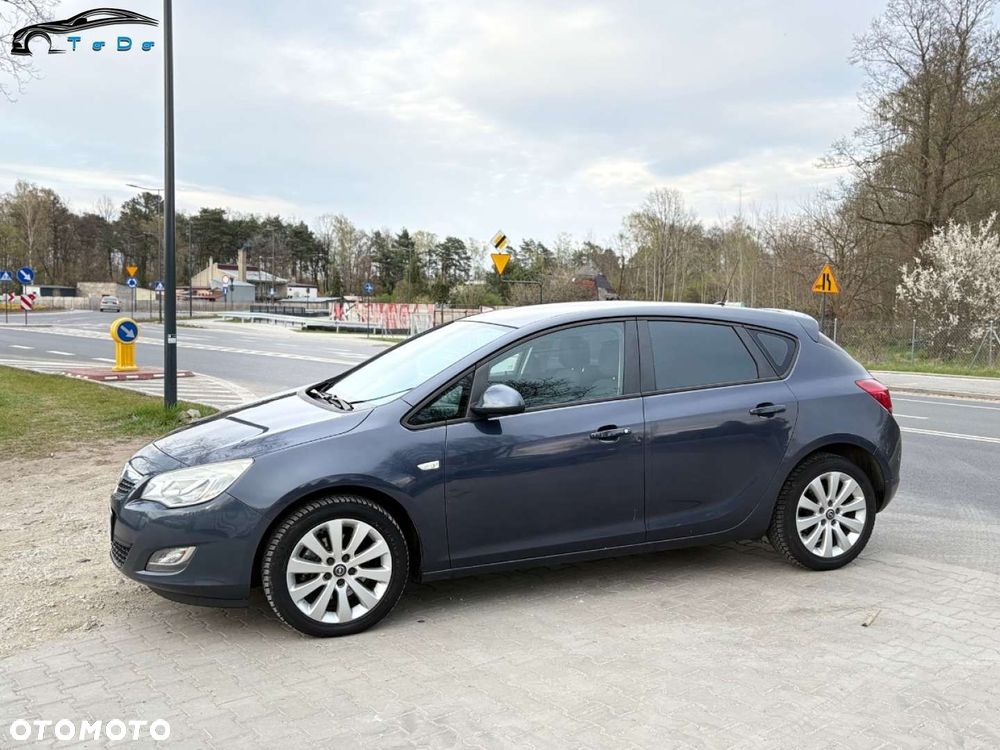 Opel Astra 2.0 CDTI Cosmo - 13