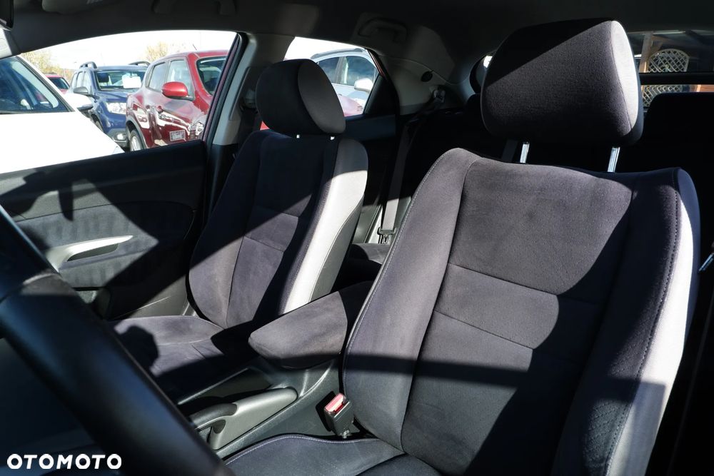 Honda Civic 1.8i-VTEC Sport - 27