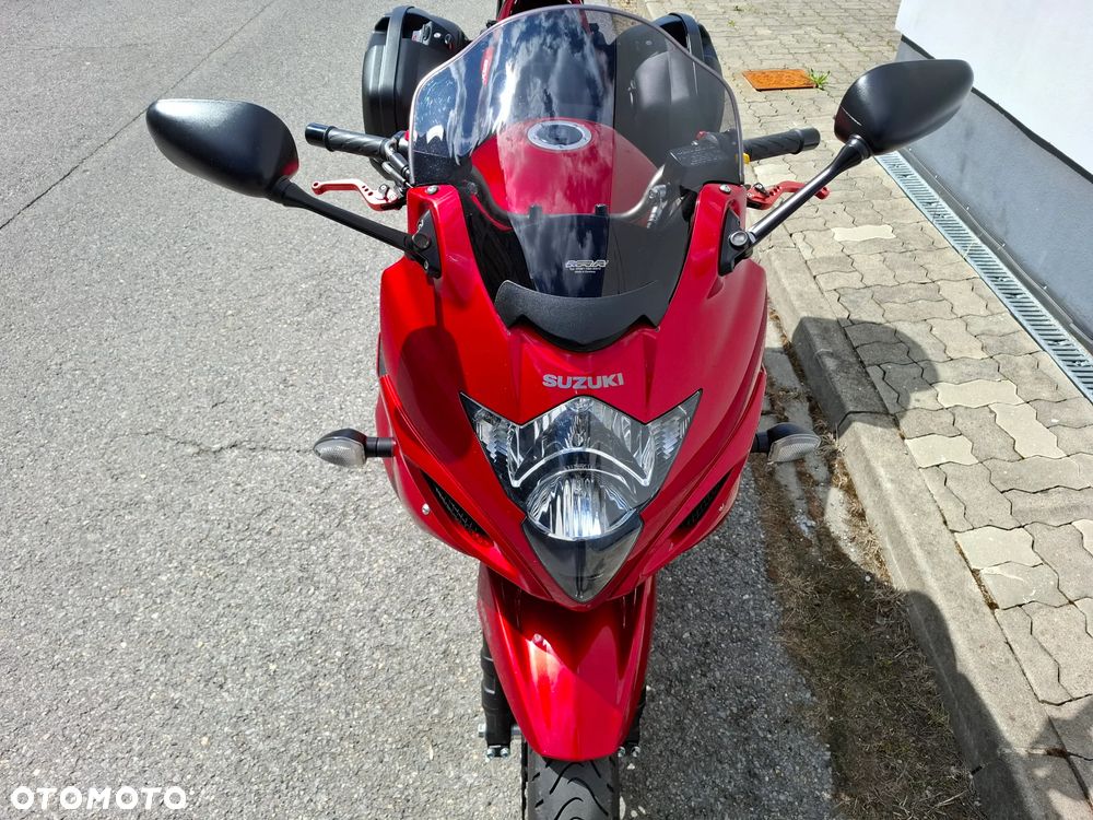 Suzuki GSX - 5