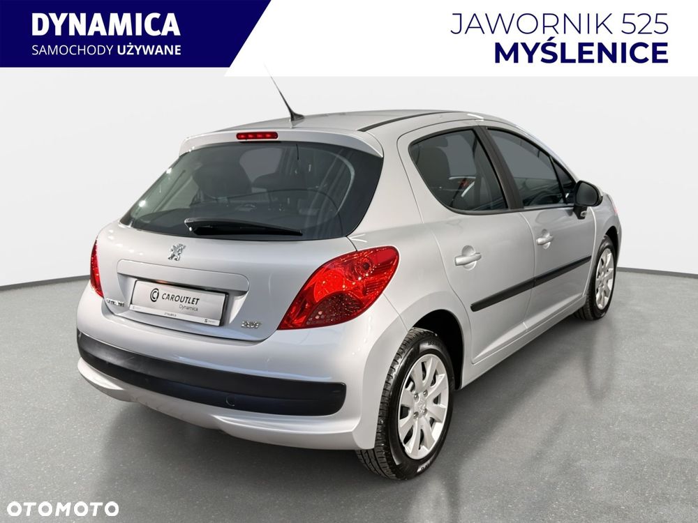 Peugeot 207 1.4 16V Trendy - 9