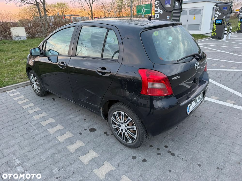 Toyota Yaris 1.0 VVT-i Luna - 8