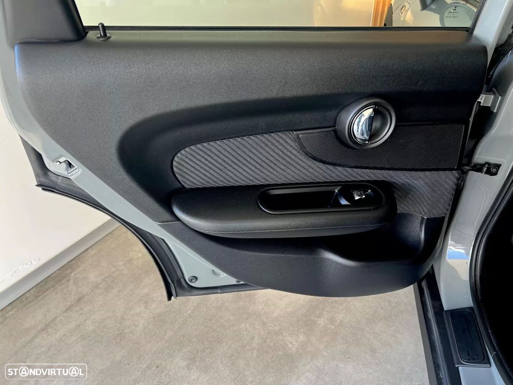 MINI Clubman One D - 51