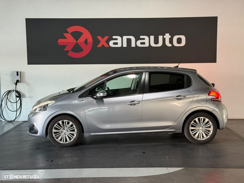 Peugeot 208 1.5 BlueHDi Signature - 6