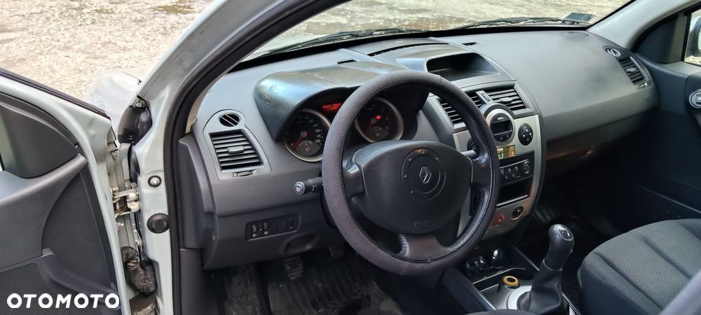 Renault Megane 1.6 Luxe Dynamique - 10